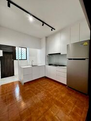 Lakepoint Condominium (D22), Condominium #566025251